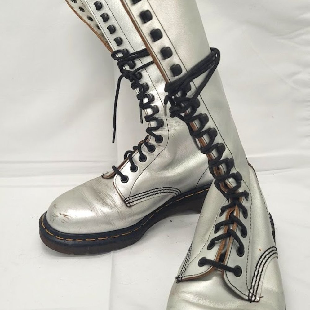 Vintage and rare 1990's Dr. Martens - Men's 18-hole Silver Laceups, US Size 9.5